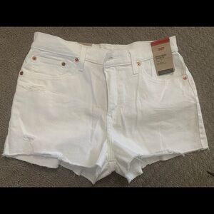 NWT Levi’s High Rise Shorts